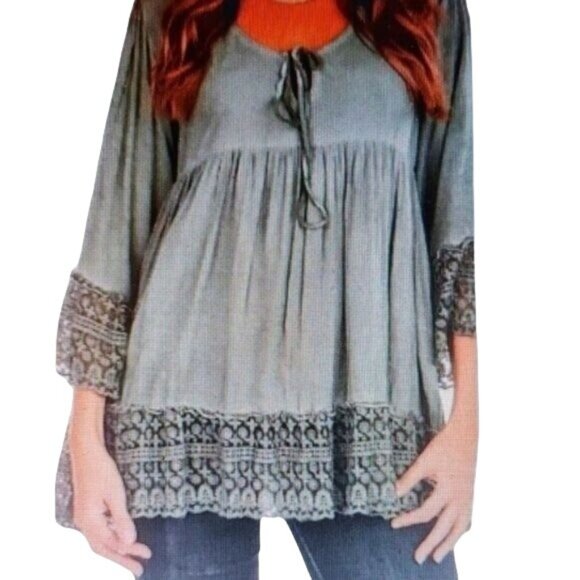 TUNIC Sacred Threads Shirt Top Blouse Boho Green Women's Size S / M WOMAN'S - Picture 1 of 10